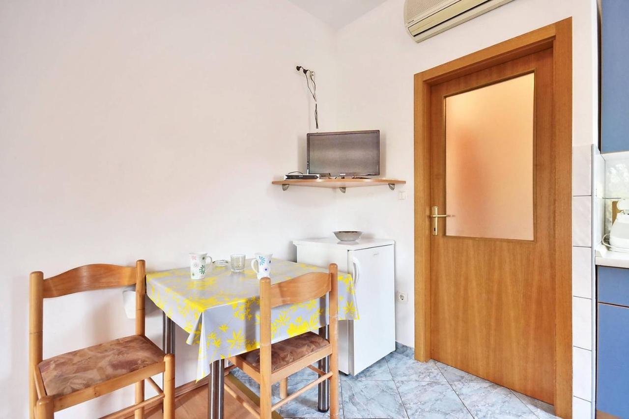 Omis - Michy Apartments المظهر الخارجي الصورة