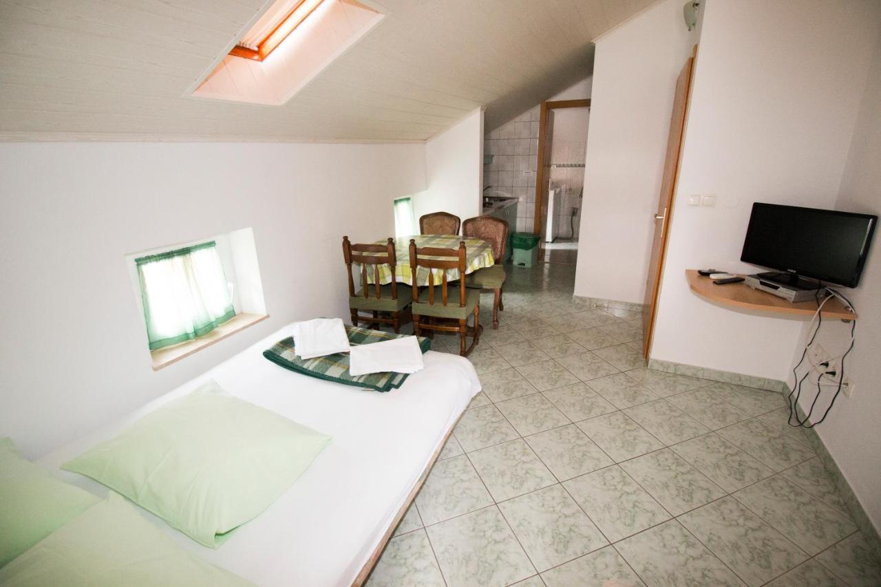 Omis - Michy Apartments المظهر الخارجي الصورة