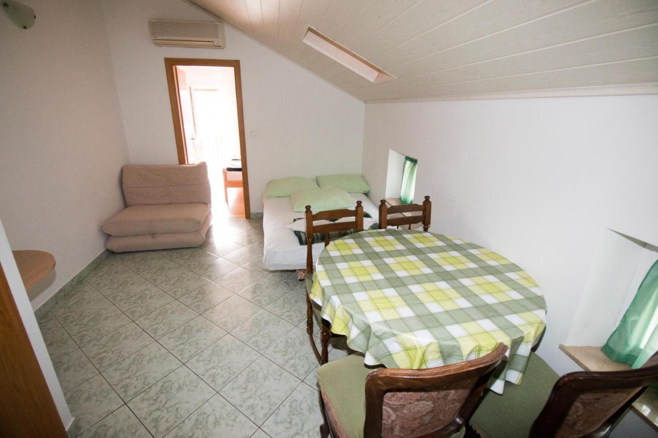 Omis - Michy Apartments المظهر الخارجي الصورة